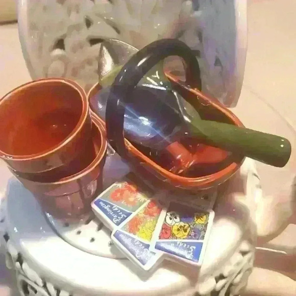 Vintage Porcelain Tea Pot - Picture 2 of 7